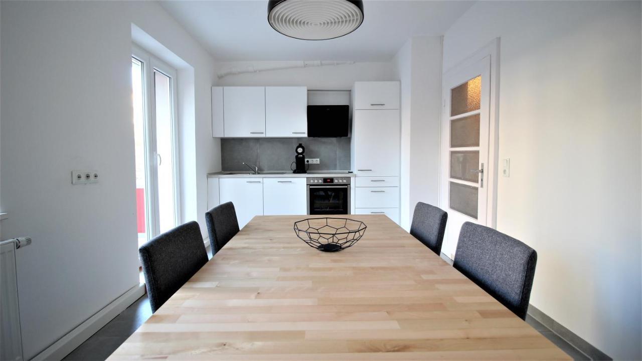 Light-Flooded City Apartment With Balcony And Garden Вюрцбург Экстерьер фото